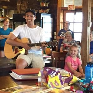 Meet your Posher, Colin